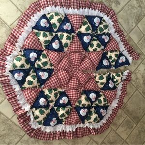 Festive Snowman Holiday Tree Skirt